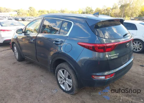2017 Kia Sportage Lx z USA, uszkodzony, nr VIN KNDPMCAC2H7183837
